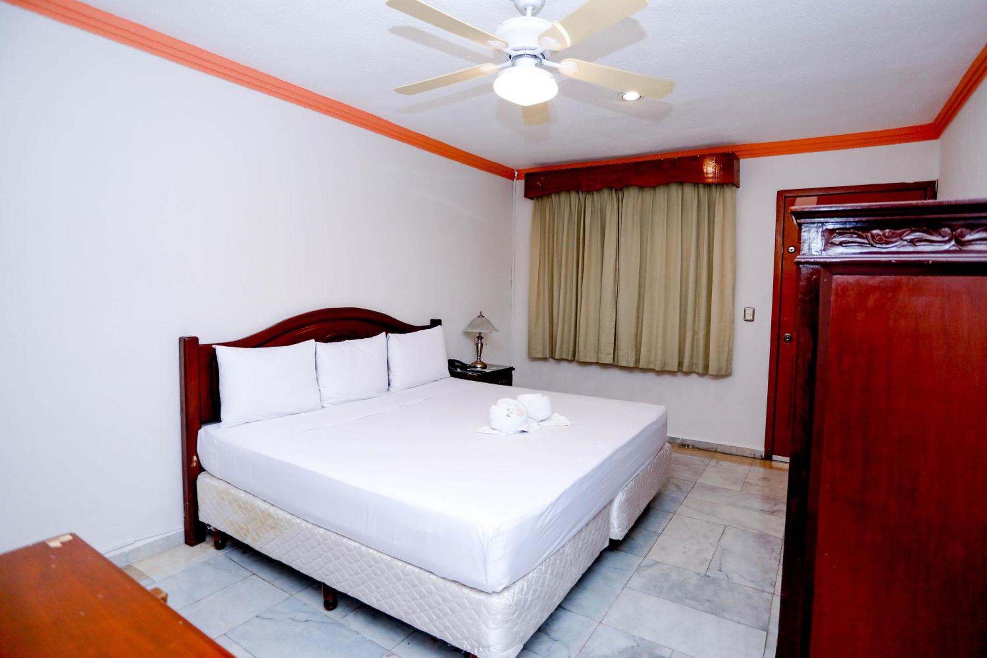 Hotel Avenida קנקון מראה חיצוני תמונה
