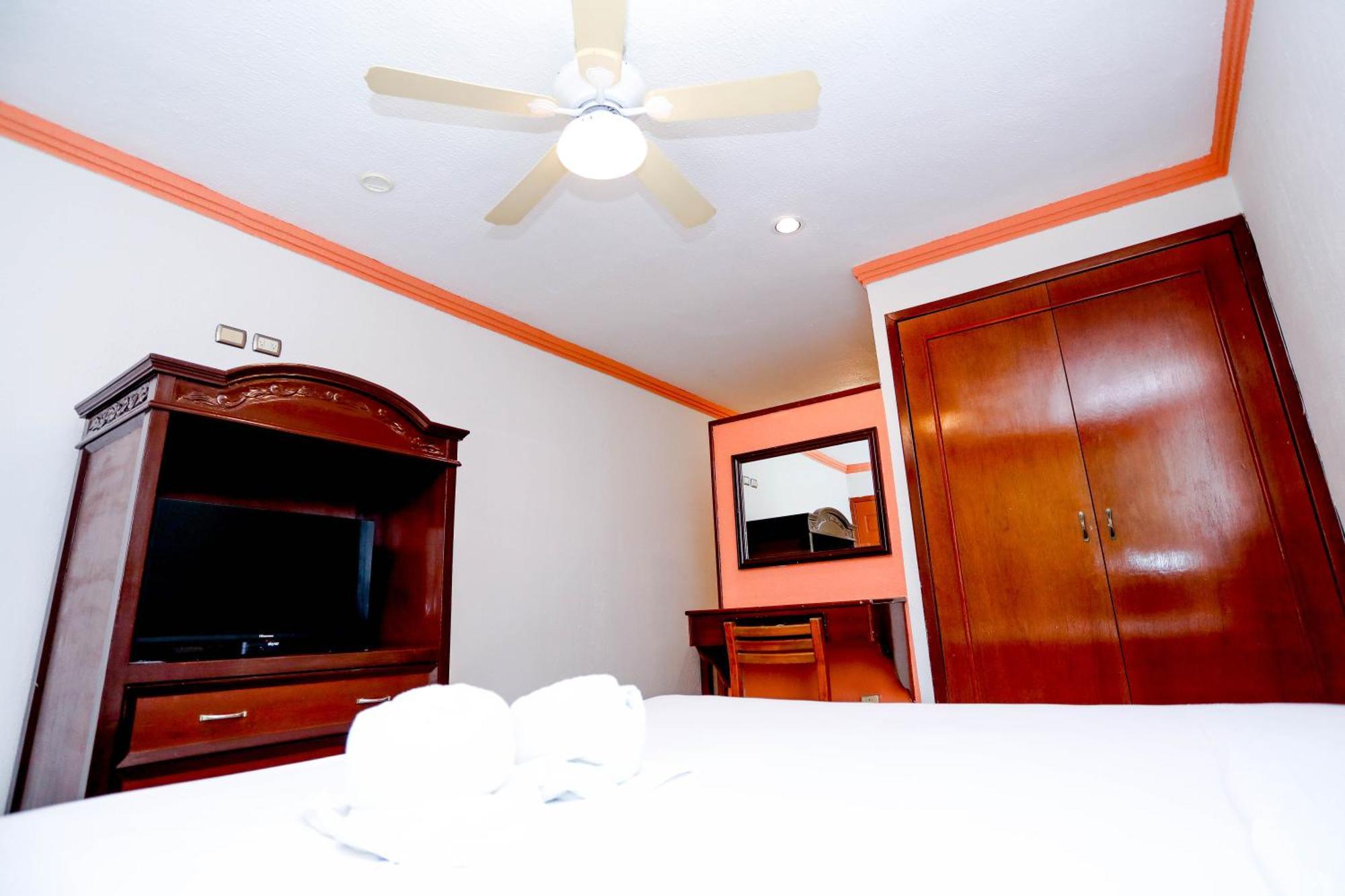 Hotel Avenida קנקון מראה חיצוני תמונה